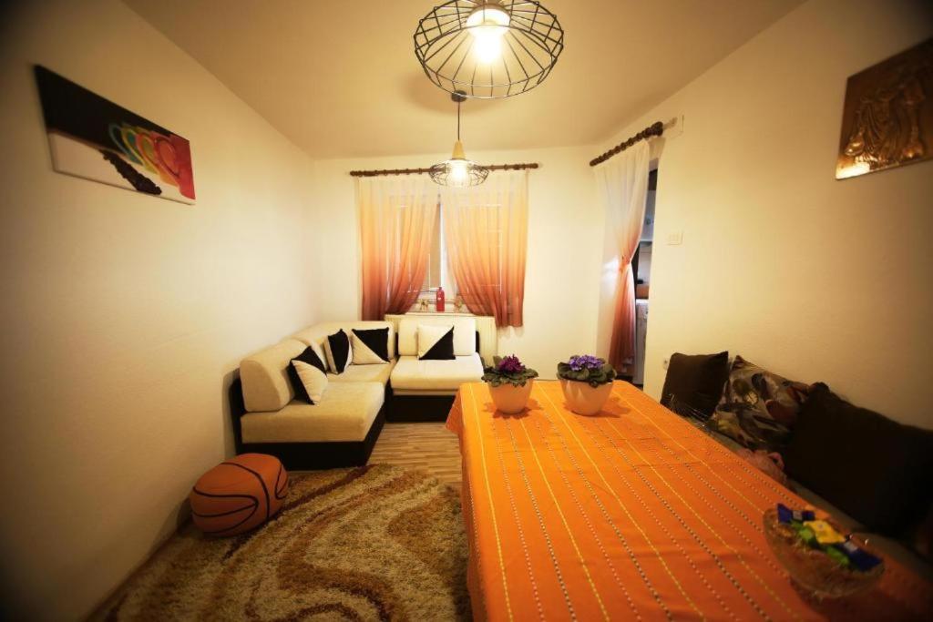 Hostel Bushati Prizren Exterior foto